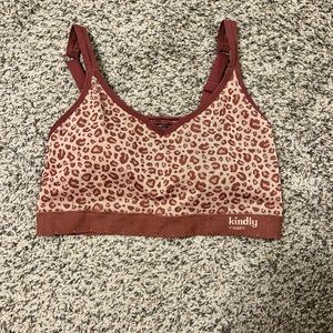 Women’s Cheetah print Sports Bra